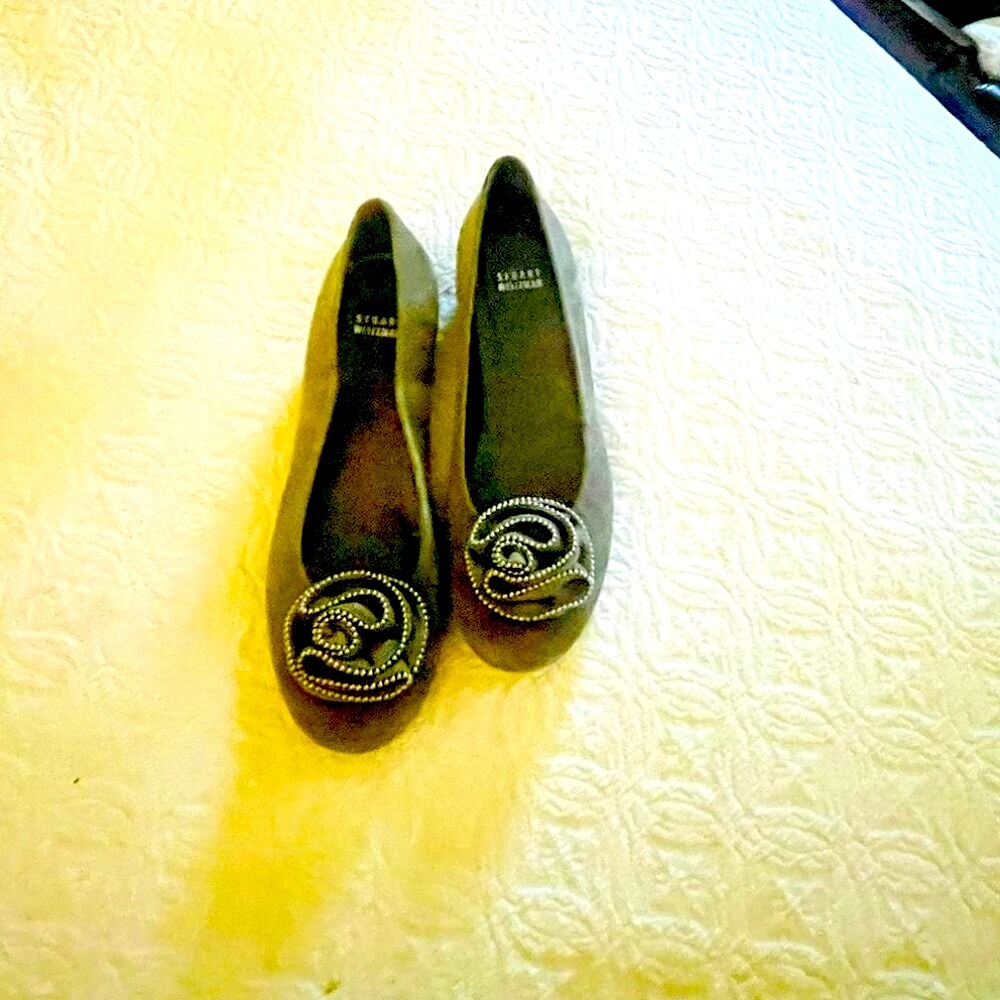 Stuart Weitzman Green Flats with Floral Embellishment